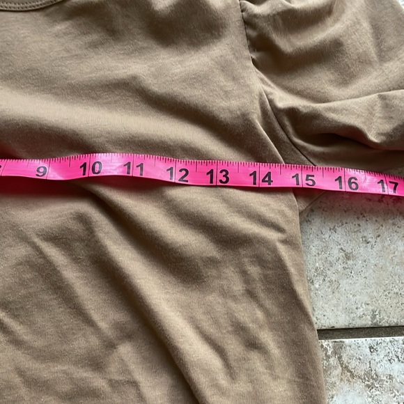 Tuckernuck Pomander Tan Vesty Long Puff Sleeve Crewneck Top - Picture 13 of 16